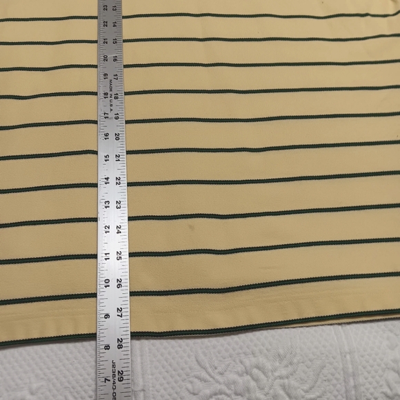 Tommy Hilfiger  Polo Button Collar LG - Picture 5 of 7